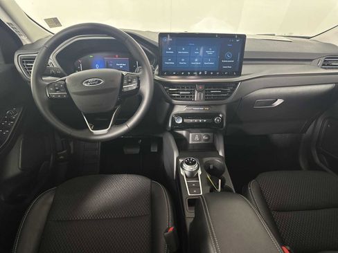 Used 2025 Ford Escape SE FWD image 26