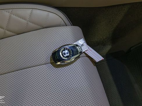 Used 2023 Bentley Continental GT V8 AWD/4WD image 31