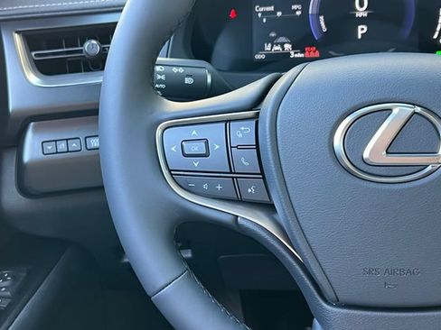 New 2026 Lexus UX 300h FWD image 39