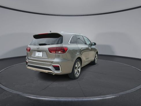 Used 2019 Kia Sorento SX image 8