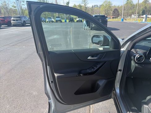 New 2026 Chevrolet Equinox LT AWD/4WD image 30