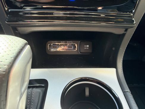 Used 2021 Jeep Grand Cherokee Trackhawk AWD/4WD image 33