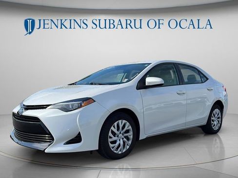 Used 2018 Toyota Corolla LE FWD image 7