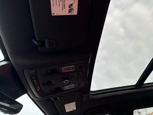 Certified 2022 Cadillac Escalade Sport w/ Touring Package image 16