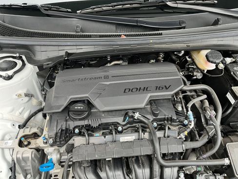 Used 2025 Kia K4 LXS image 30