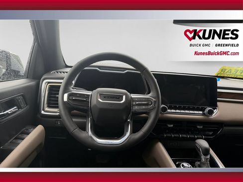 New 2026 GMC Canyon Denali AWD/4WD image 13