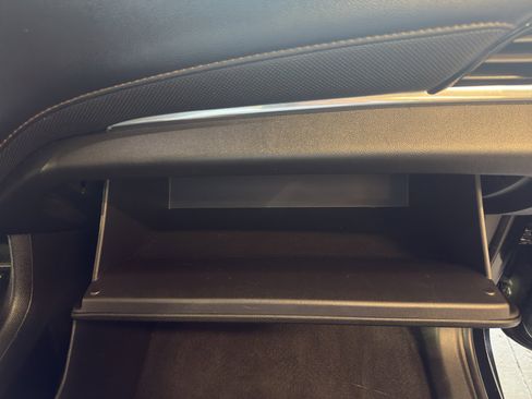 Used 2019 Chevrolet Traverse Premier AWD/4WD image 23