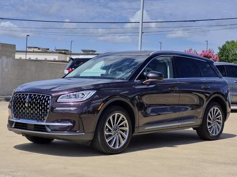 Used 2023 Lincoln Corsair Reserve AWD/4WD image 3