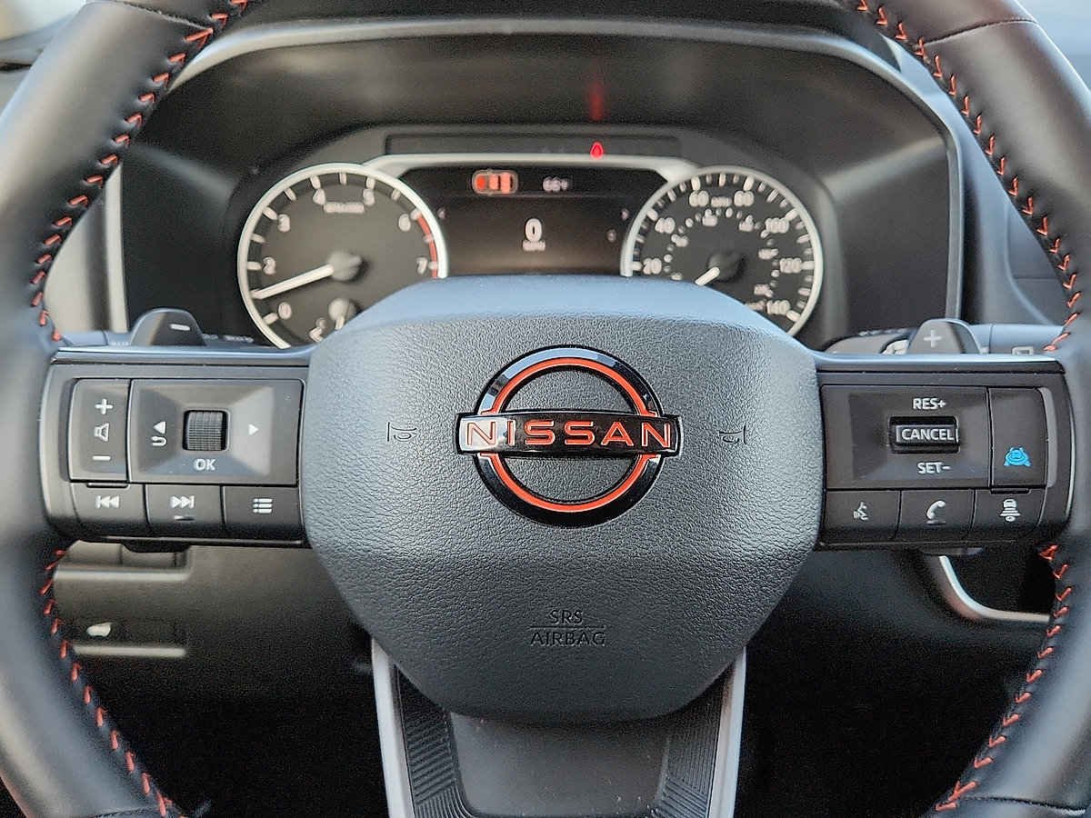 Used 2026 Nissan Rogue SV AWD/4WD image 11