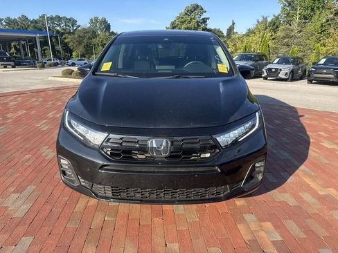 Used 2025 Honda Odyssey Touring image 25