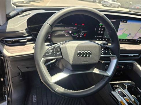 Used 2025 Audi Q5 Prestige AWD/4WD image 26