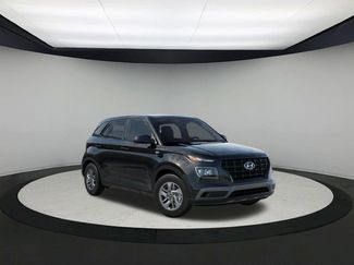 New 2026 Hyundai Venue SE video 2