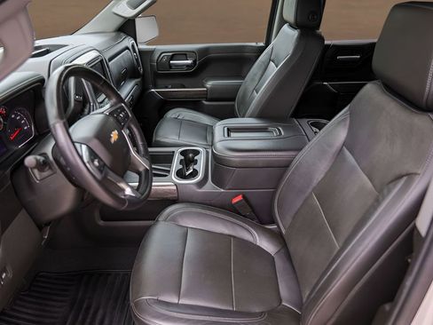 Used 2020 Chevrolet Silverado 1500 LTZ w/ LTZ Texas Edition RWD image 9
