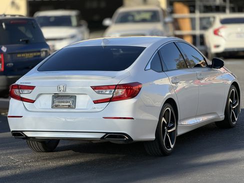 Used 2019 Honda Accord Sport image 8