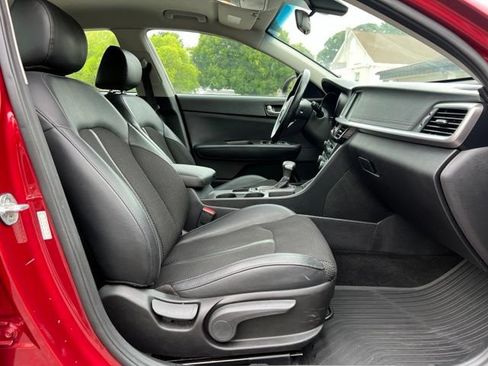 Used 2020 Kia Optima S FWD image 24
