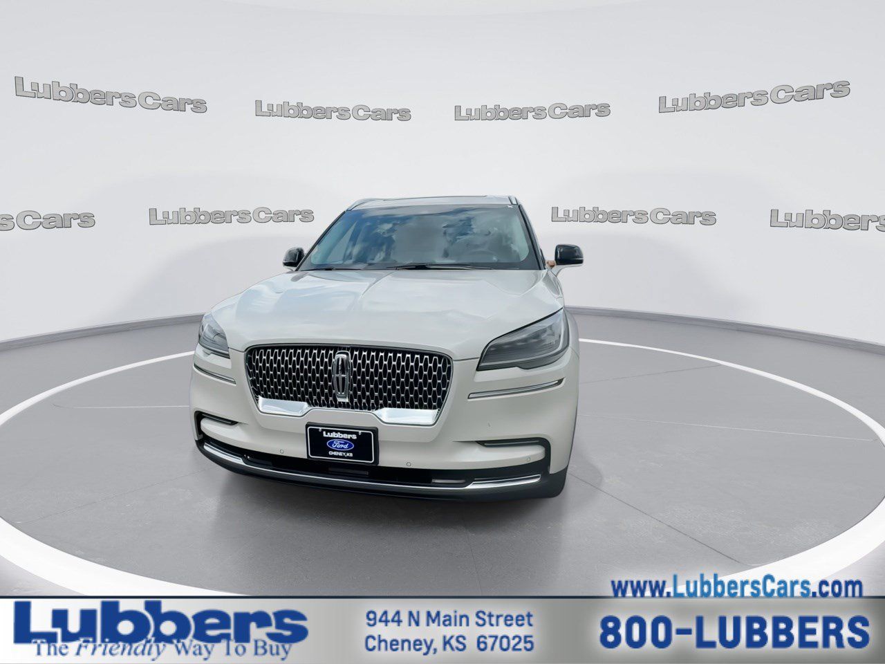 Used 2023 Lincoln Aviator 2WD w/ Premium Package image 3