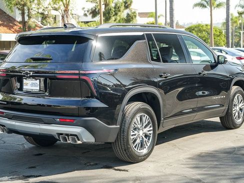 New 2026 Chevrolet Traverse LT w/ Driver Confidence Package FWD image 6