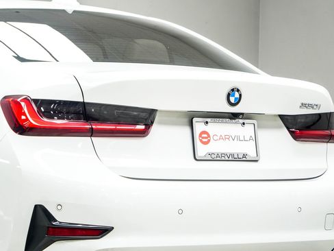 Used 2020 BMW 330i Sedan w/ Convenience Package RWD image 13