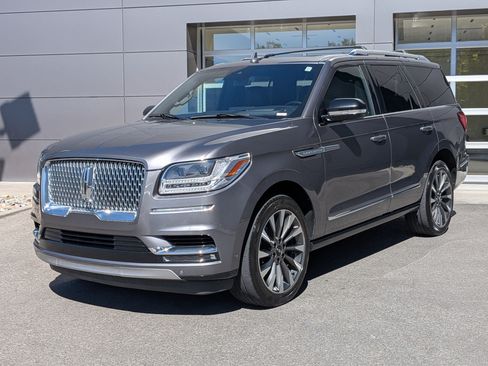 Used 2021 Lincoln Navigator Reserve w/ Luxury Package AWD/4WD image 8