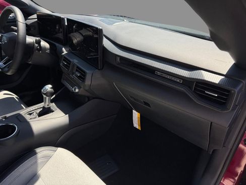 Used 2025 Ford Mustang Coupe RWD image 13