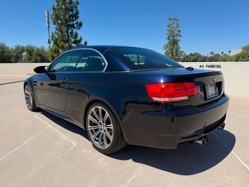 Used 2010 BMW M3 Convertible RWD image 4