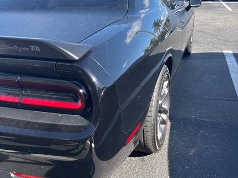 Used 2023 Dodge Challenger R/T w/ T/A Package image 5