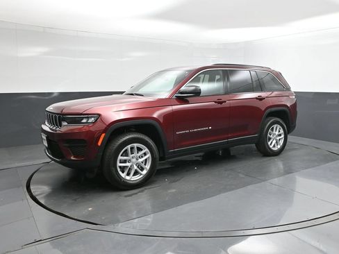 New 2025 Jeep Grand Cherokee Laredo X w/ Luxury Tech Group I RWD image 34