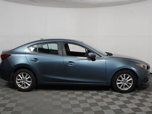 Used 2015 MAZDA MAZDA3 i Touring w/ Technology Package image 8