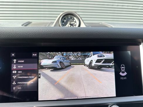 Certified 2026 Porsche Macan AWD/4WD image 29