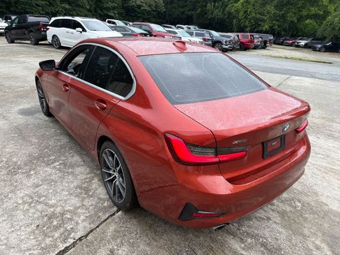 Used 2021 BMW 330i xDrive Sedan w/ Premium Package AWD/4WD image 10