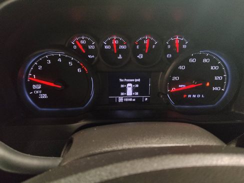 Used 2022 Chevrolet Silverado 1500 Custom Trail Boss AWD/4WD image 23