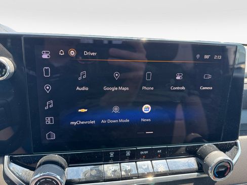 Used 2024 Chevrolet Colorado Trail Boss AWD/4WD image 21