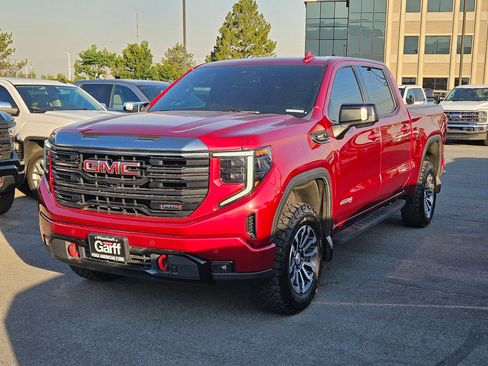 Used 2023 GMC Sierra 1500 AT4 w/ AT4 Premium Package AWD/4WD image 10