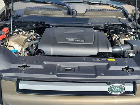 New 2025 Land Rover Defender 110 S AWD/4WD image 30