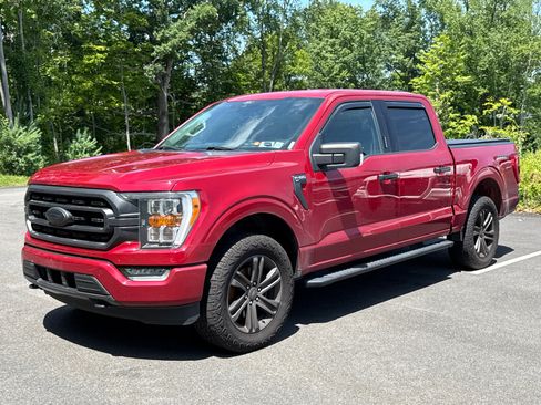 Used 2021 Ford F150 XLT w/ Equipment Group 302A High AWD/4WD image 3