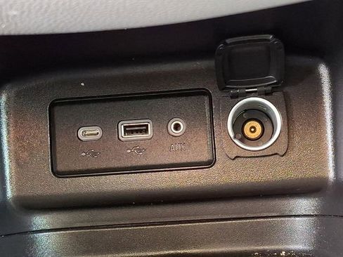 Certified 2024 Chevrolet Equinox LS w/ LS Convenience Package image 24