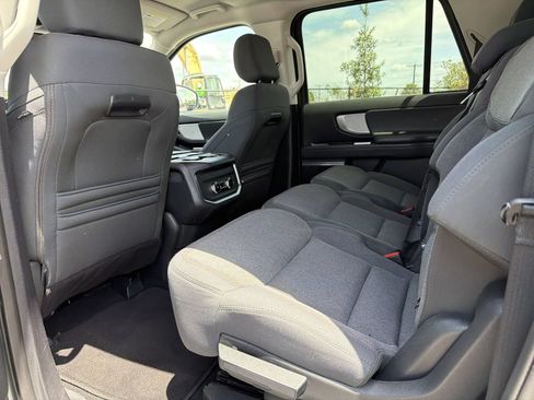 Used 2025 Ford Expedition Max Active RWD image 15