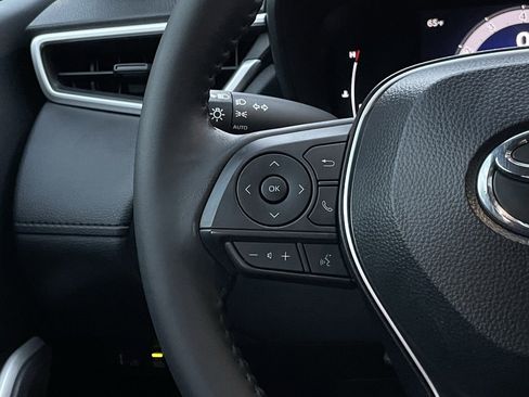 Used 2026 Toyota Corolla Cross LE image 13