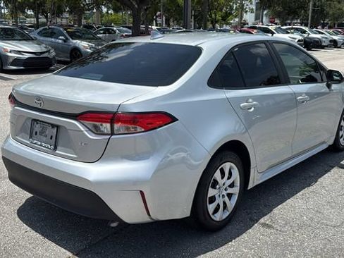 Used 2024 Toyota Corolla LE FWD image 10