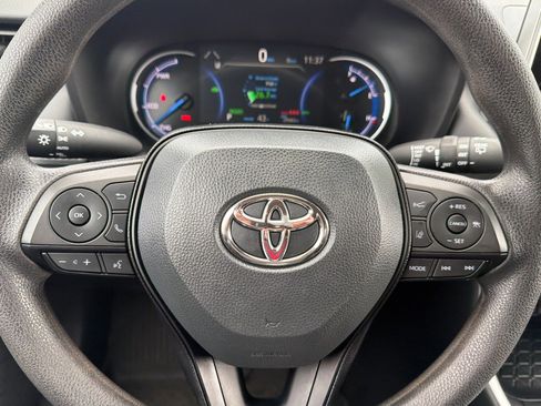 Certified 2025 Toyota RAV4 XLE image 23