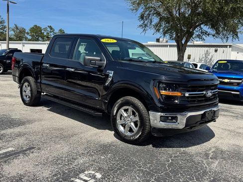 Used 2025 Ford F150 XLT w/ Equipment Group 301A Standard AWD/4WD image 10