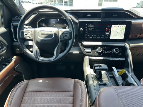 Used 2023 GMC Sierra 1500 Denali Ultimate AWD/4WD image 16