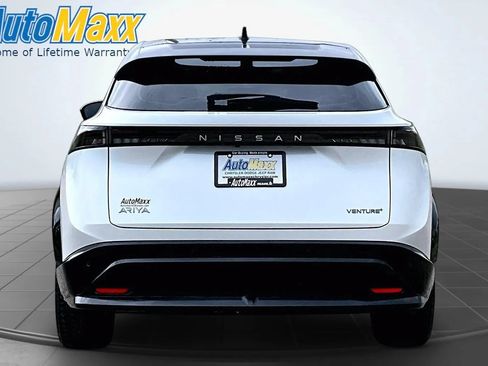 Used 2023 Nissan Ariya FWD image 5