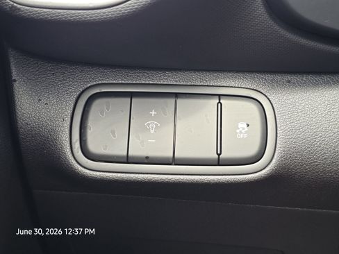 Certified 2026 Hyundai Venue SE FWD image 29