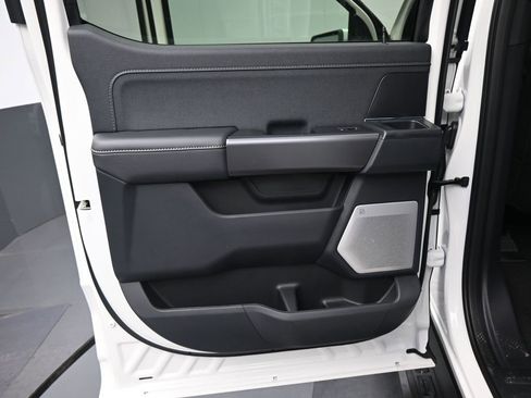 New 2026 Ford F150 Lariat w/ Equipment Group 502A High image 8