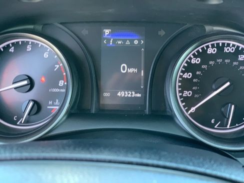 Used 2024 Toyota Camry SE FWD image 30
