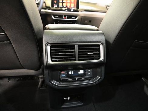 New 2026 Volkswagen Atlas Peak Edition image 34