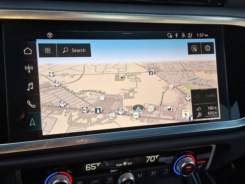 Used 2024 Audi Q3 2.0T Premium Plus w/ Premium Plus Package image 18