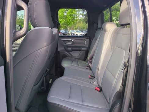 Used 2022 RAM 1500 Big Horn AWD/4WD image 14