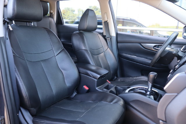 Used 2016 Nissan Rogue SL w/ SL Premium Package AWD/4WD image 37